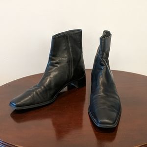Stuart Weitzman Ankle boots